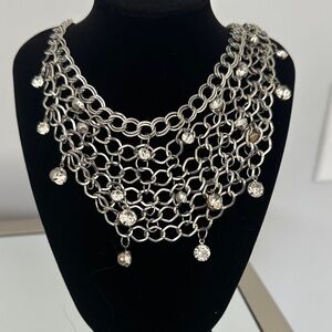 Elegant Silver Chain Necklace with Crystal Accents